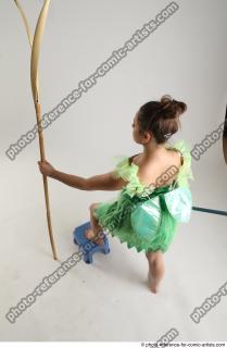 2020 01 KATERINA STANDING POSE WITH SPEAR AND SWORD (21)